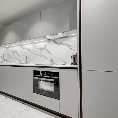 Official Of Mercury Towers By Mymercury Appartement