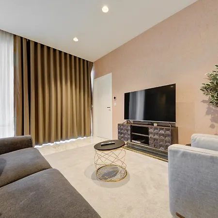 Official Of Mercury Towers By Mymercury Appartement *