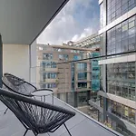 アパート Official Of Mercury Towers By Mymercury *