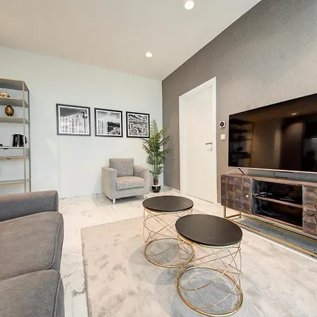 Official Of Mercury Towers By Mymercury Apartman *