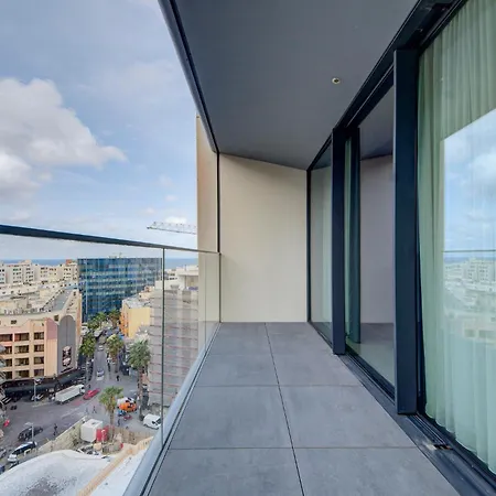 Apartment Exquisite In Mercury Towers By 360 Estates
