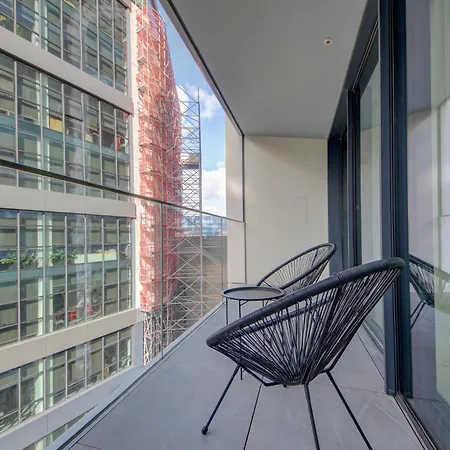 Exquisite In Mercury Towers By 360 Estates Apartment *