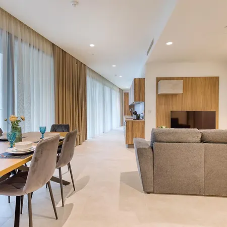 Apartment Exquisite In Mercury Towers By 360 Estates