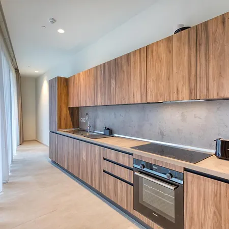 Apartment Exquisite In Mercury Towers By 360 Estates
