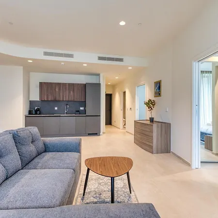 Exquisite In Mercury Towers By 360 Estates