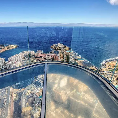 Apartment Exquisite In Mercury Towers By 360 Estates *