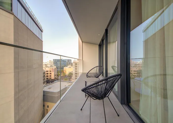 Official Of Mercury Towers By Mymercury アパート