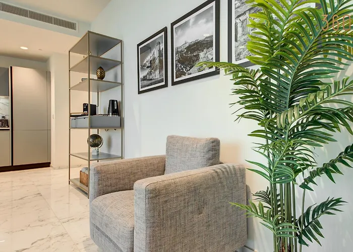 Official Of Mercury Towers By Mymercury アパート