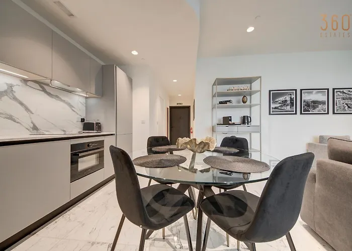 アパート Official Of Mercury Towers By Mymercury *