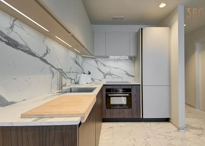 Official Of Mercury Towers By Mymercury アパート Saint Julian's