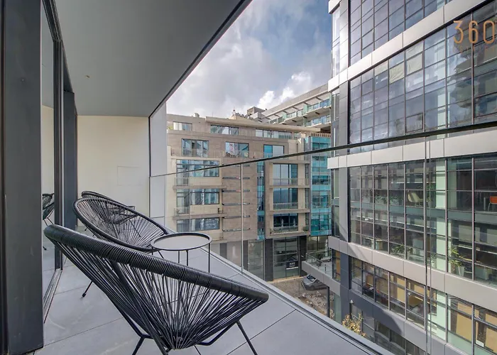 アパート Official Of Mercury Towers By Mymercury *